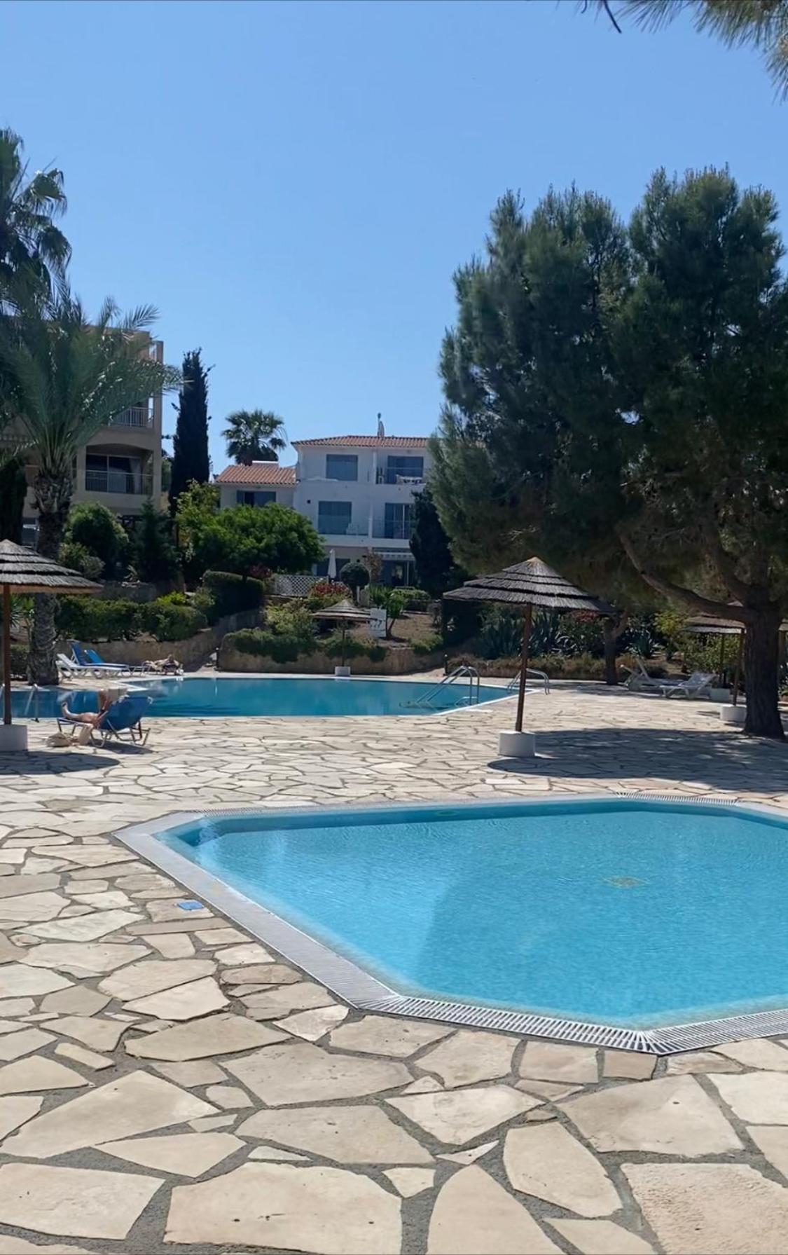 Newly Renovated- Regina Gardens 1, Venus Beach 500 M, Sea&Sunsets View, License Ooo7141 Paphos Exterior foto